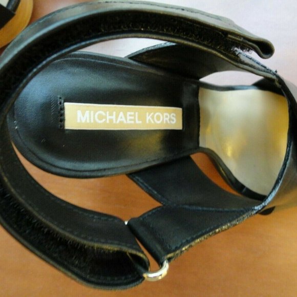 MICHAEL KORS MK16142 BLACK PLATFORM SIZE 38 (US 8M) - Picture 3 of 6